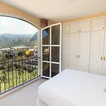 Hotel Coral Silos